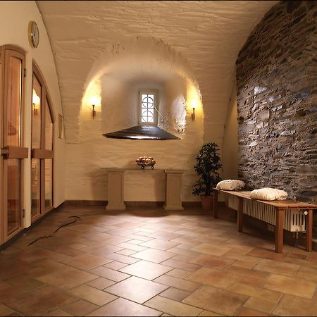 Hotel Und Restaurant Burg Schnellenberg Attendorn Extérieur photo
