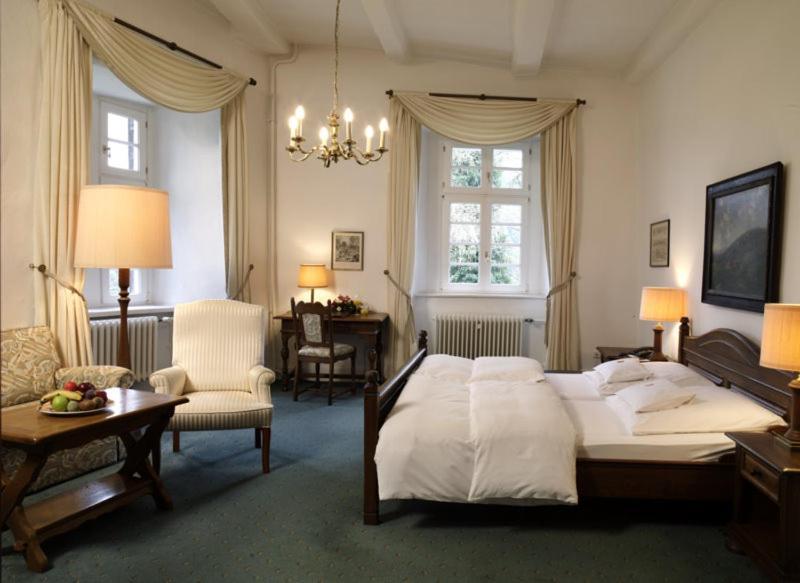Hotel Und Restaurant Burg Schnellenberg Attendorn Extérieur photo