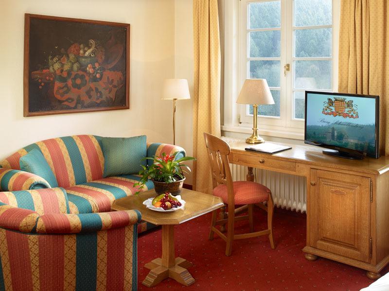 Hotel Und Restaurant Burg Schnellenberg Attendorn Extérieur photo