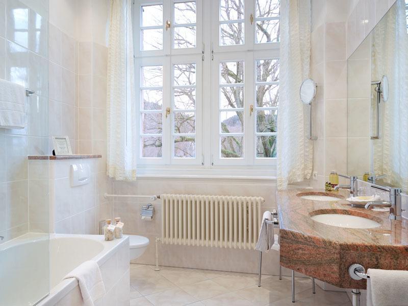 Hotel Und Restaurant Burg Schnellenberg Attendorn Extérieur photo