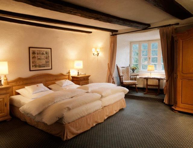 Hotel Und Restaurant Burg Schnellenberg Attendorn Extérieur photo