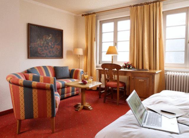 Hotel Und Restaurant Burg Schnellenberg Attendorn Extérieur photo