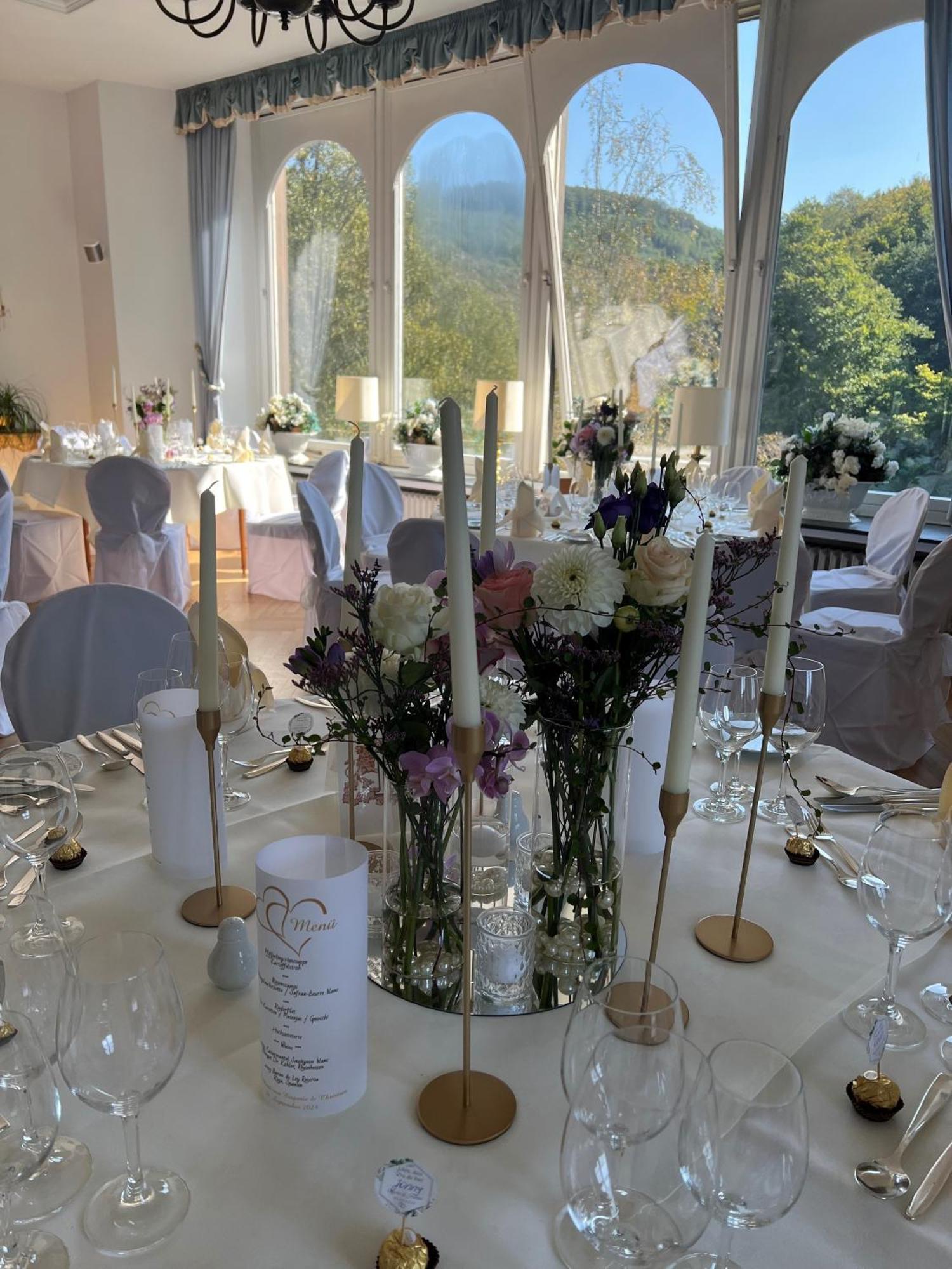 Hotel Und Restaurant Burg Schnellenberg Attendorn Extérieur photo