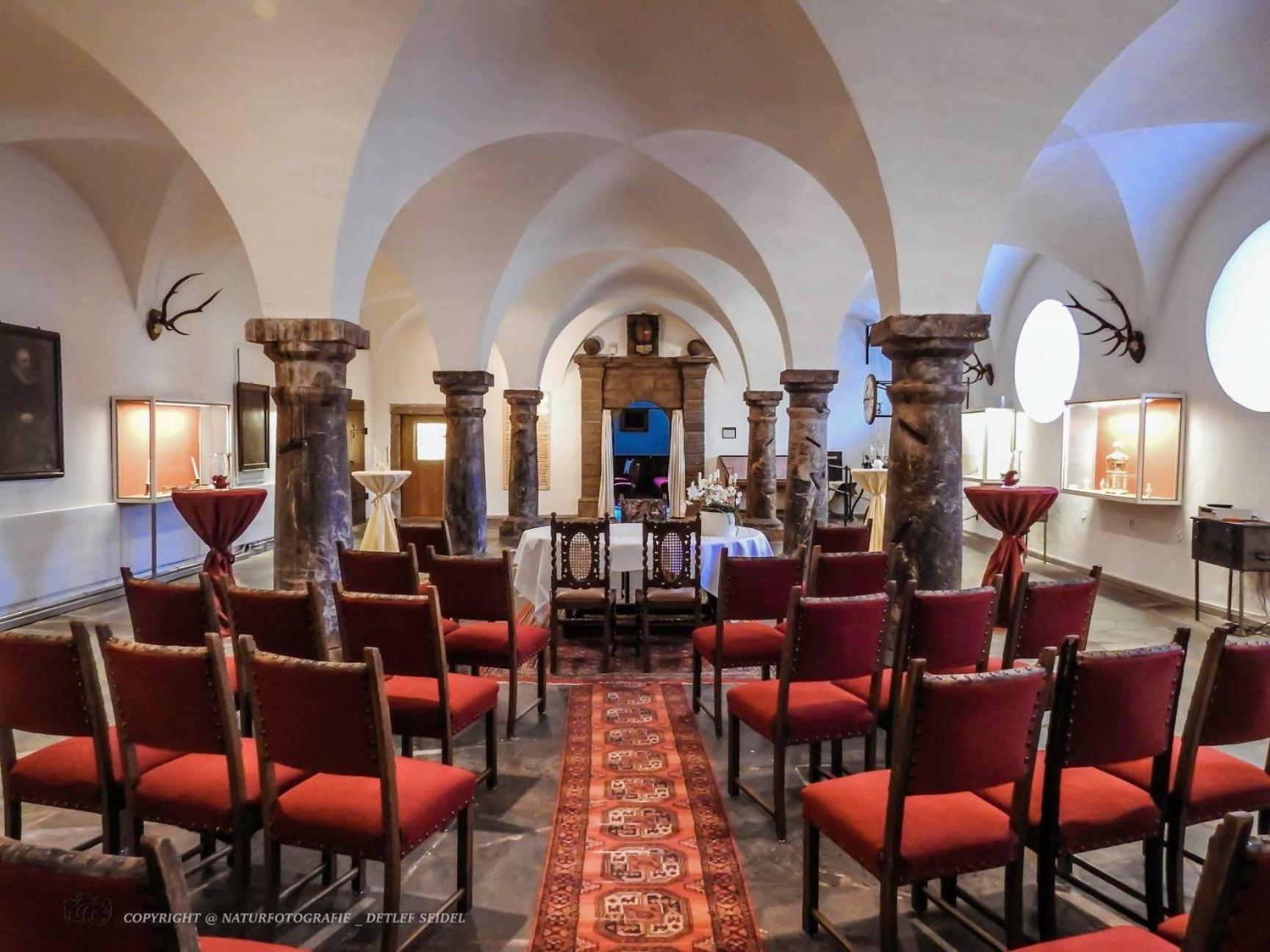 Hotel Und Restaurant Burg Schnellenberg Attendorn Extérieur photo